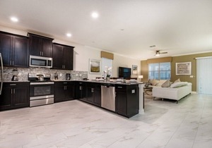 Champions Gate Luxury 10 Bedroom Resort Villa With Spa and Games Room on Golf Course community