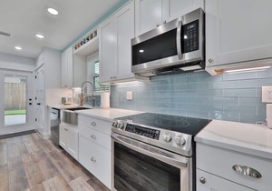 Charming 1bd 1bth Vacation Getaway New Build in Jacksonville - Centrally Located