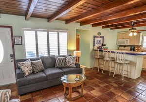 Charming beach home on quiet street, walk to beach + town
