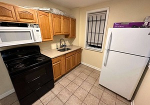 Cheap Private West Philly Room - Smart TV & WiFi