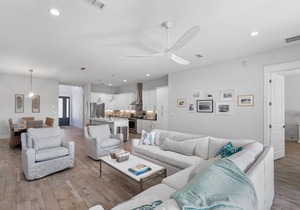 Chic Beach Stay Heated Pool Epic Game Room