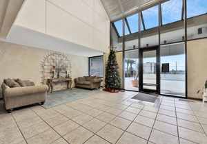 Chic Oceanfront Condo w/ Shared Pool, Free WiFi, Central A/C, & Balcony