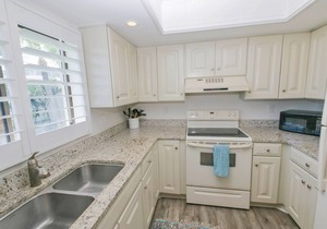 Coastal Chic Waterfront Condo Anna Maria Island Westbay Point 195 Holmes Beach