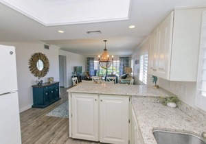 Coastal Chic Waterfront Condo Anna Maria Island Westbay Point 195 Holmes Beach