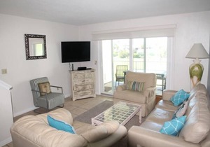 Colony Reef 15C, 2 Bedrooms, Sleeps 9, Steps to Beach, 2 Pools (1 Heated)