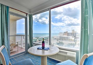 Colorful Ocean-View Studio Steps from the Beach!