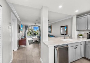 Completely Remodeled I Block Away From Free Beach Access