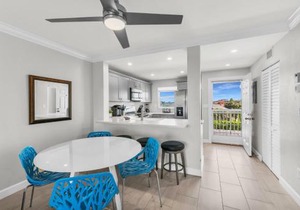Completely Remodeled I Block Away From Free Beach Access