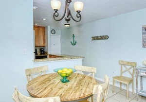 Condo #104 Completely remodeled Siesta Key 2 bedroom 1 bath Condo