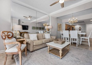 Condo ∙ 2 bedrooms ∙ 6 guests