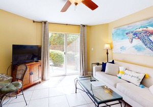 Cozy, coastal condo, Steps to the gulf, Minutes to entertainment