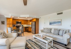 Cozy Condo with Gulf Peek – Steps from the Beach & Across from JW Marriott!