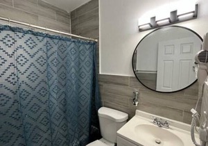 Cozy lovely 3 bedroom home - central loc MIA