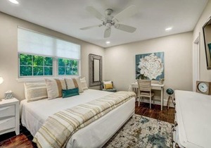 Cozy Riverside Villa - Walkable to Bars & Restaurants