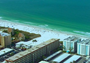 Crescent Beach - 2 Bedroom - Beachfront Condo Complex - Heated Pool