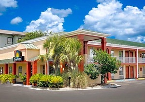 Days Inn by Wyndham Fort Walton Beach