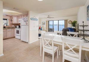 Daytona Beach Luxury Waterfront Retreat 101