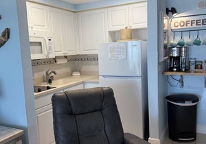 DBR True Oceanfront 3'rd Floor King Suite, private balcony, spectacular views!