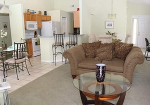 Deluxe 4 bed 2 bath pool home at The Manors, Westridge near Disney, Orlando