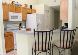 Deluxe 4 bed 2 bath pool home at The Manors, Westridge near Disney, Orlando
