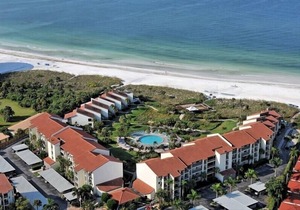 Deluxe Condo at Siesta Dunes Beachfront Complex