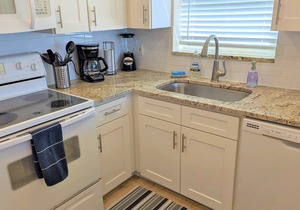 Direct Beachfront Condo with Beautiful Gulf View
