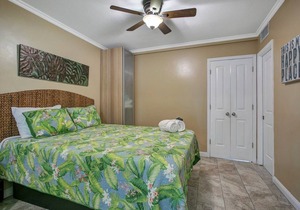 Double Queen Bed Unit