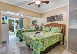 Double Queen Bed Unit