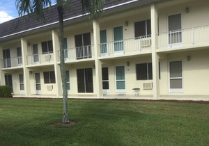 Efficiency apartment, ground floor, looks at pool 1/4 mile to resident’s beach