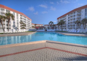 El Matador 317 - Walk right out to the pool and the beach!