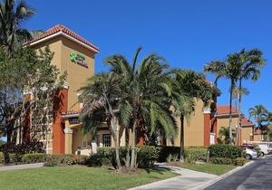 Extended Stay America Suites - Boca Raton - Commerce