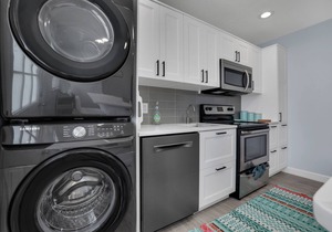 Fabulous stay in the center of Jax Beach, 3/1