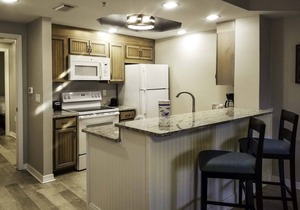 Family Beach Vacation with Water Park, Clean, Updated, Great Location!