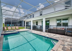 Family-Friendly 9 Bed Game Spa Pool Home at Champions Gate Resort