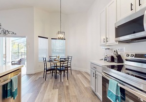 Family home with private pool, private W/D, and central AC - near Disney