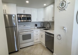 First Time Available for Rent Amazing sunsets & Direct Beach Access and View