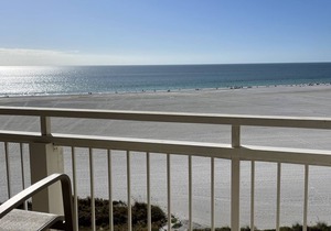 First Time Available for Rent Amazing sunsets & Direct Beach Access and View