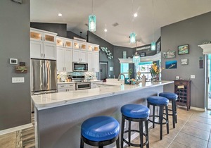 Florida Family Home with Dock on Saw Mill Lake!