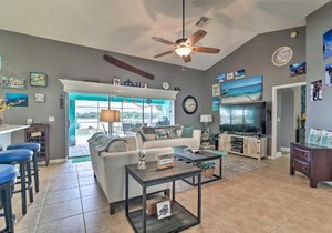 Florida Family Home with Dock on Saw Mill Lake!