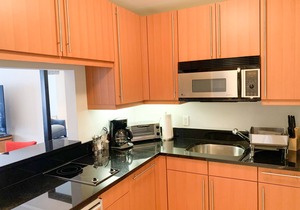 Four Seasons Apartment ask for upgrade 1/5-1/11