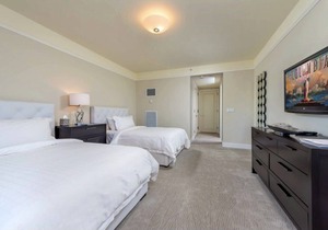 Four Seasons Hotel Miami 2 bedroom suite