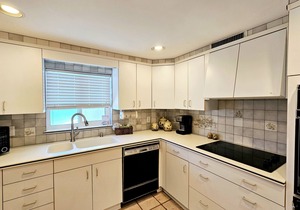 FREE BEACH SETUP & 15% Discount Shoreline Towers 1081 - 3 Bdrm Gulf Front