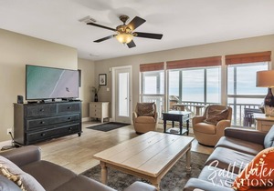 Free Daily Activities🚤🎣👙| PRIVATE BEACH, Spacious Beachfront Townhouse☀️⛱🌊
