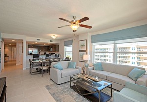 FREE DAILY ACTIVITIES-Close to Attractions-TVs in ALL Bedrooms-PS4-Baby Items-Onsite EV Charging!