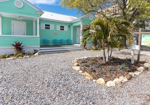 Frenchy's Cottages on East Shore 490
