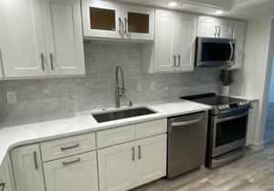 Ft. Myers Beach Ocean Front 2 BR/2 Bath Condo in Creciente- fully updated!