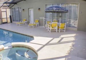 Games Room – Mickey Bedroom – Pool – Spa - Glenbrook
