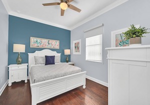 Gorgeous Family Villa With Games Room and Covered Pool