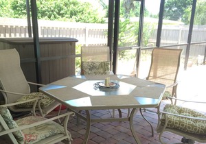 Gorgeous, Fully Furnished 3 Bed/2 Bath With Priv. Heated Pool Near Siesta Key!