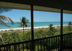 Gorgeous Gulf view condo- lanai, pool, tennis, internet, BBQ
